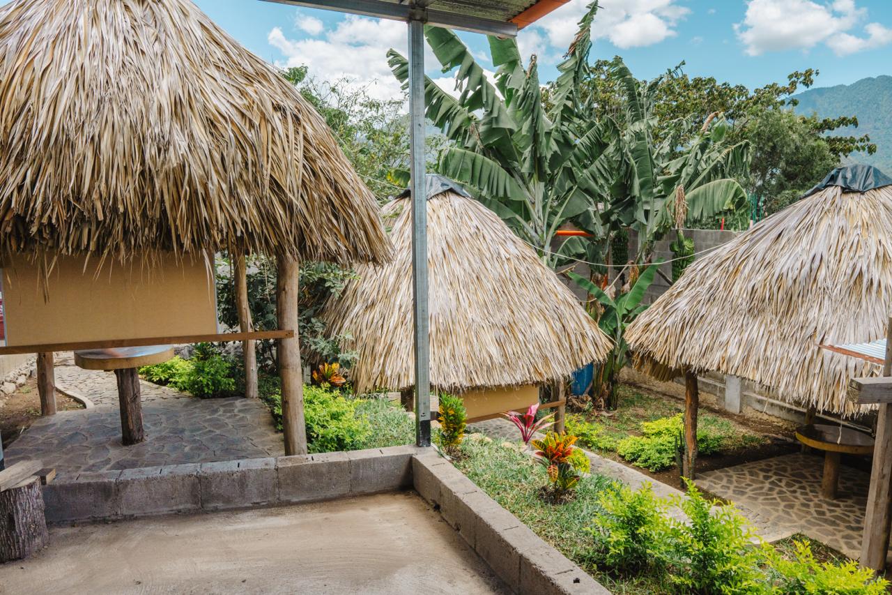 Vista de la escuela en San Pedro La Laguna